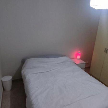 Piso Por Habitaciones En 기욘 외부 사진