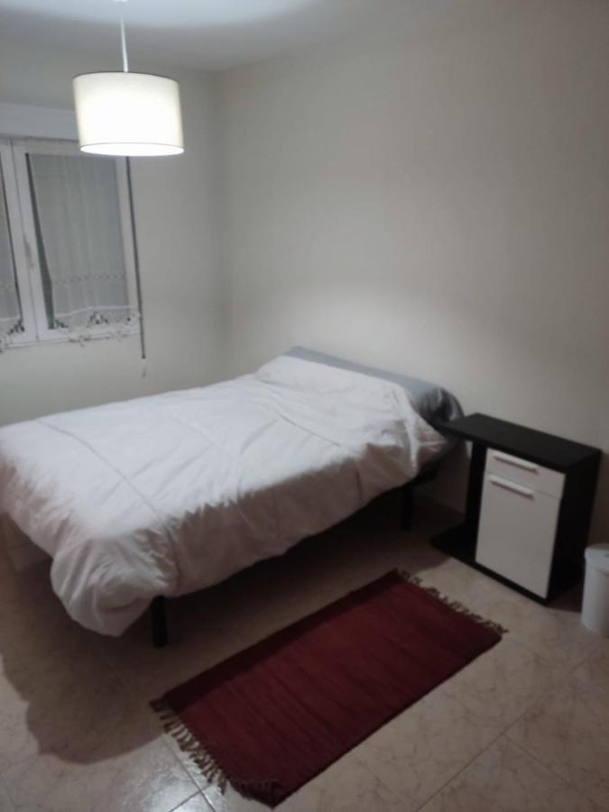 Piso Por Habitaciones En 기욘 외부 사진